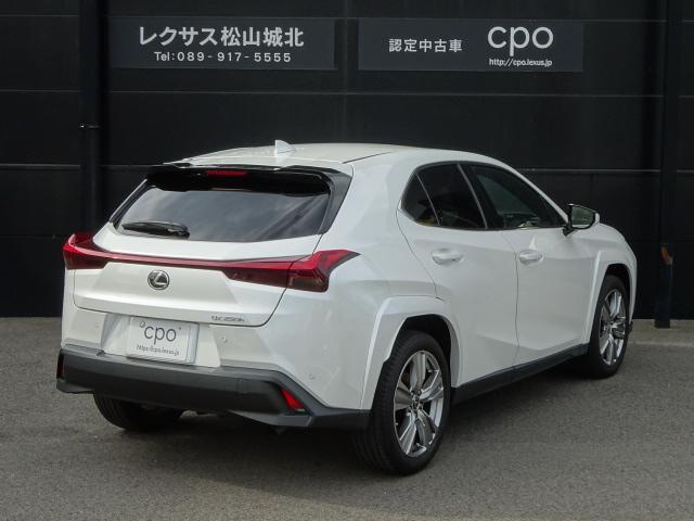 レクサス UX 250h グレイスフル エクスプローラー  愛媛県の詳細画像 その4