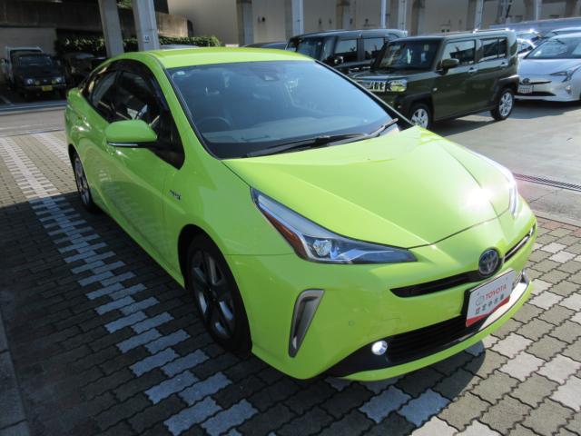 トヨタ プリウス 1.8 A プレミアム ツーリングセレクション  愛媛県の詳細画像 その3