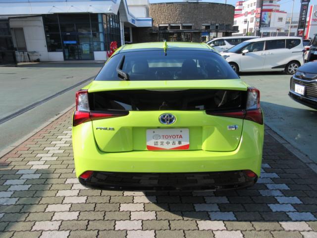 トヨタ プリウス 1.8 A プレミアム ツーリングセレクション  愛媛県の詳細画像 その6