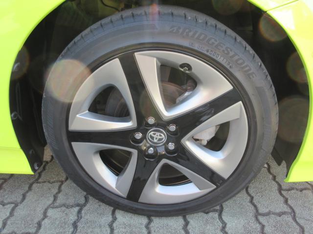 トヨタ プリウス 1.8 A プレミアム ツーリングセレクション  愛媛県の詳細画像 その9