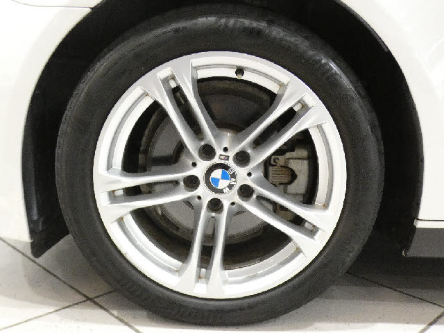 BMW 5シリーズ   神奈川県の詳細画像 その9