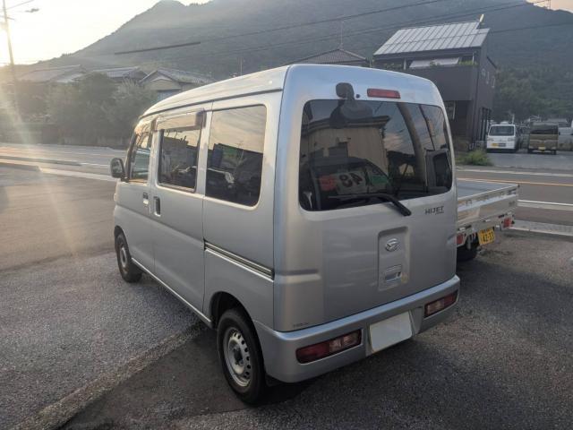ダイハツ ハイゼットカーゴ   高知県の詳細画像 その3