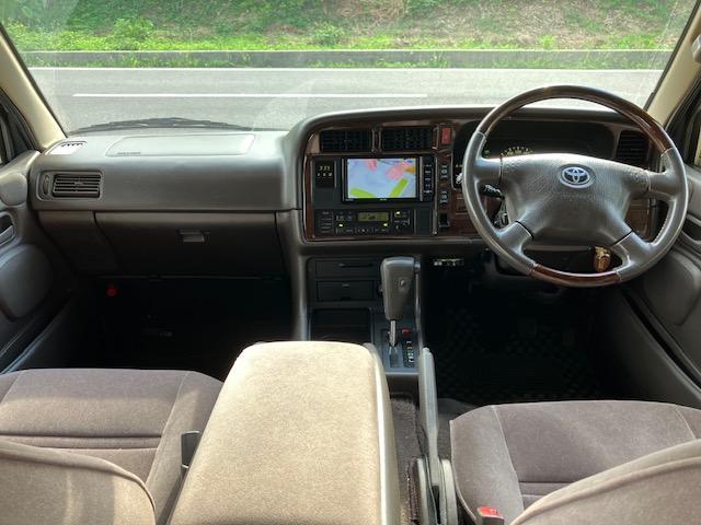 トヨタ ハイエース   香川県の詳細画像 その2