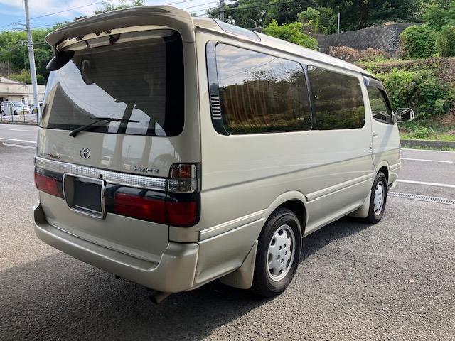 トヨタ ハイエース   香川県の詳細画像 その3