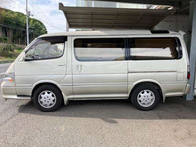 トヨタ ハイエース   香川県の詳細画像 その4