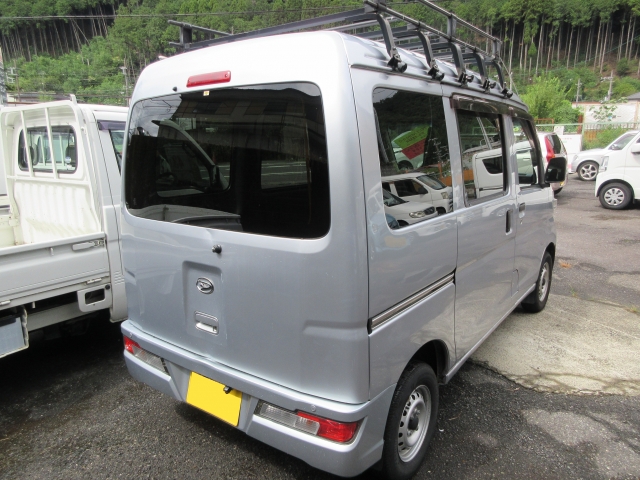 ダイハツ ハイゼットカーゴ   京都府の詳細画像 その3