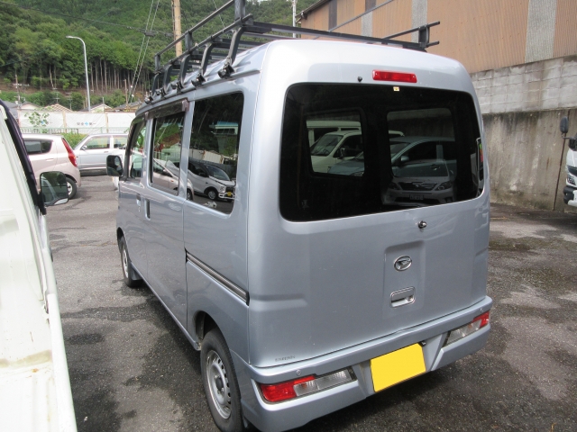 ダイハツ ハイゼットカーゴ   京都府の詳細画像 その5