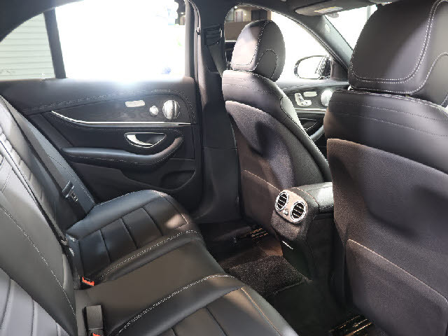 メルセデス・ベンツ Eクラス   東京都の詳細画像 その4