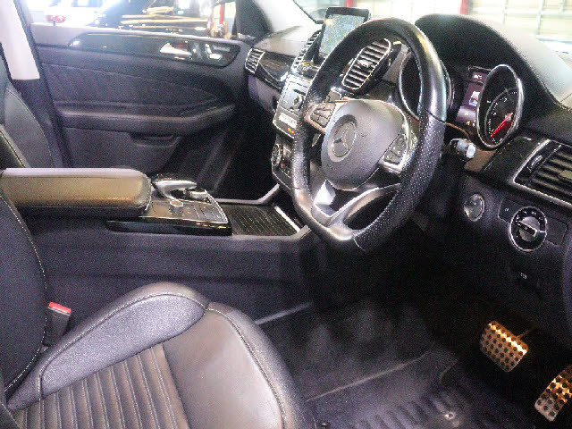 メルセデス・ベンツ GLE   埼玉県の詳細画像 その7