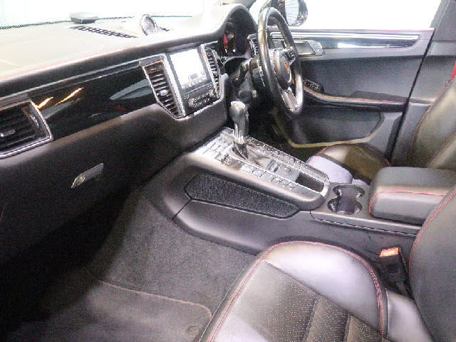 ポルシェ マカン   埼玉県の詳細画像 その8