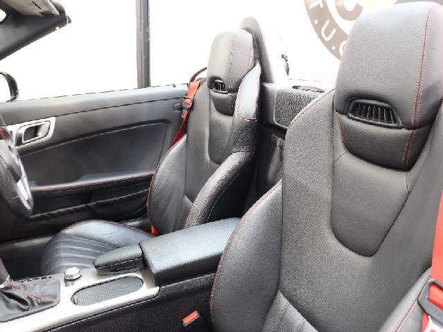 メルセデス・ベンツ SLKクラス   東京都の詳細画像 その4