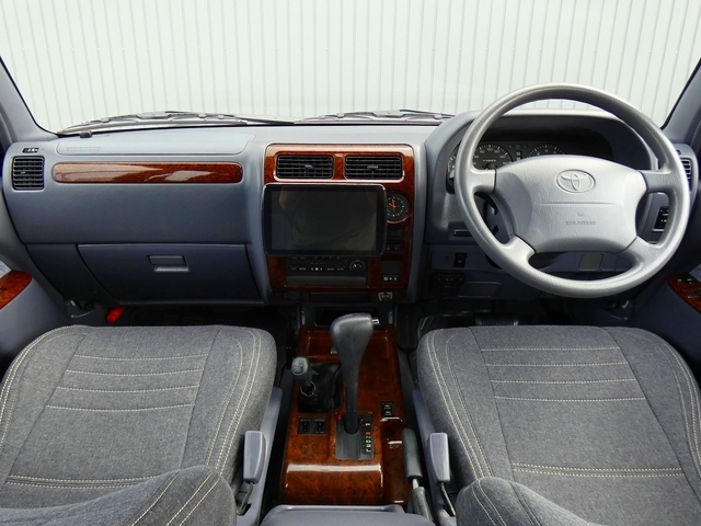 トヨタ ランドクルーザープラド   愛知県の詳細画像 その3