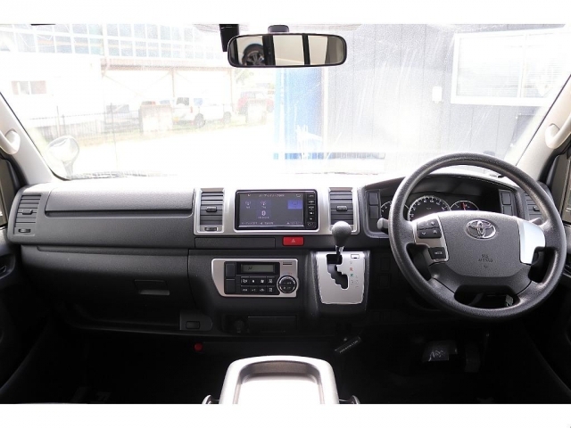 トヨタ&nbsp;ハイエースバン&nbsp;2.0 スーパーGL ロング&nbsp;&nbsp;群馬県の詳細画像&nbsp;その3