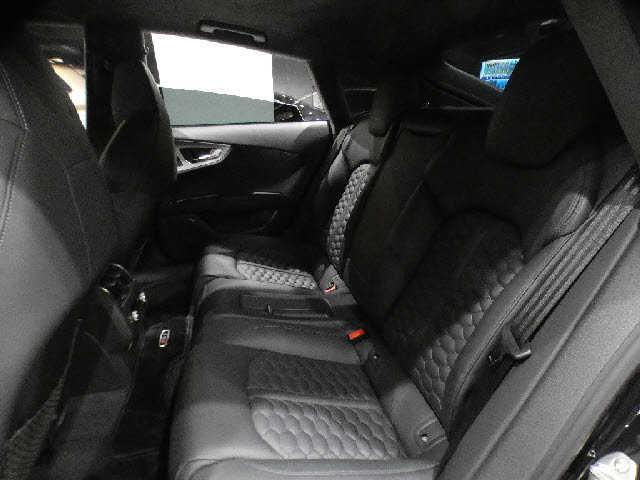 アウディ RS7スポーツバック   神奈川県の詳細画像 その5