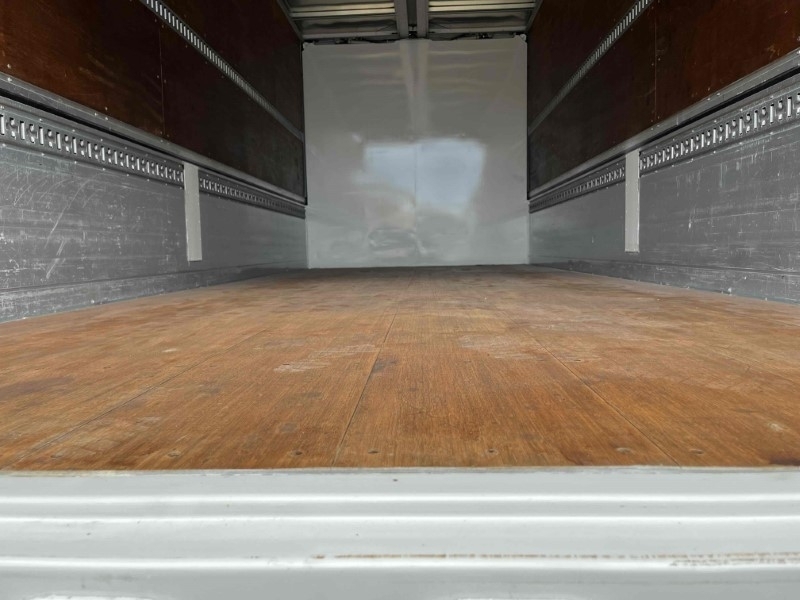 いすゞ フォワード   神奈川県の詳細画像 その8