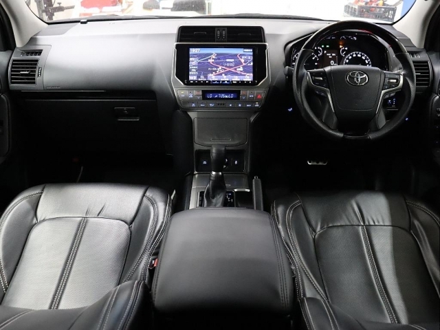 トヨタ ランドクルーザープラド   埼玉県の詳細画像 その2