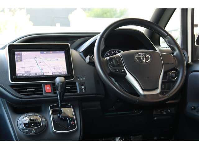 トヨタ ヴォクシー 2.0 ZS 煌  愛媛県の詳細画像 その2