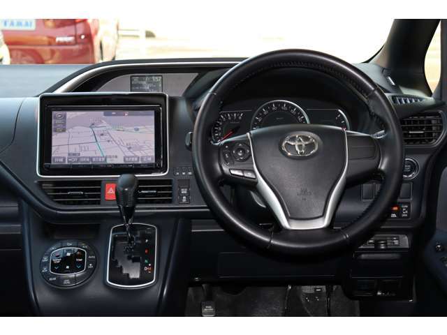 トヨタ ヴォクシー 2.0 ZS 煌  愛媛県の詳細画像 その4