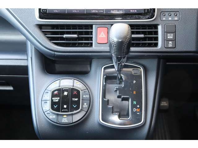 トヨタ ヴォクシー 2.0 ZS 煌  愛媛県の詳細画像 その9