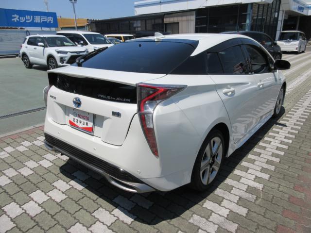 トヨタ プリウス 1.8 A ツーリングセレクション  愛媛県の詳細画像 その5