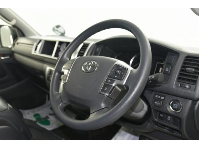 トヨタ ハイエース   徳島県の詳細画像 その4
