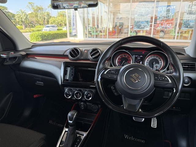 スズキ スイフト   鹿児島県の詳細画像 その8