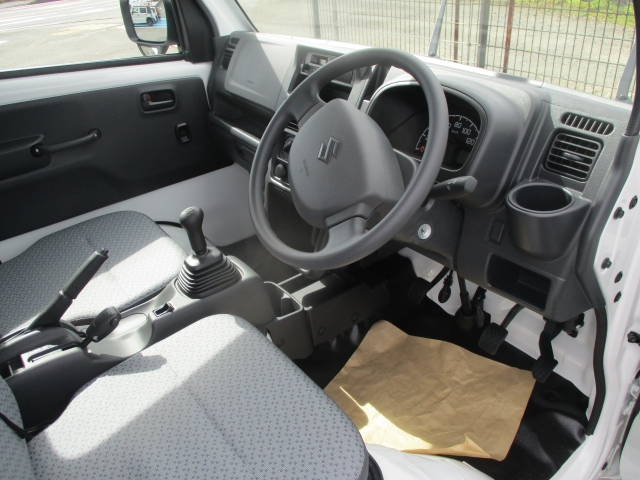 スズキ キャリイ   神奈川県の詳細画像 その5