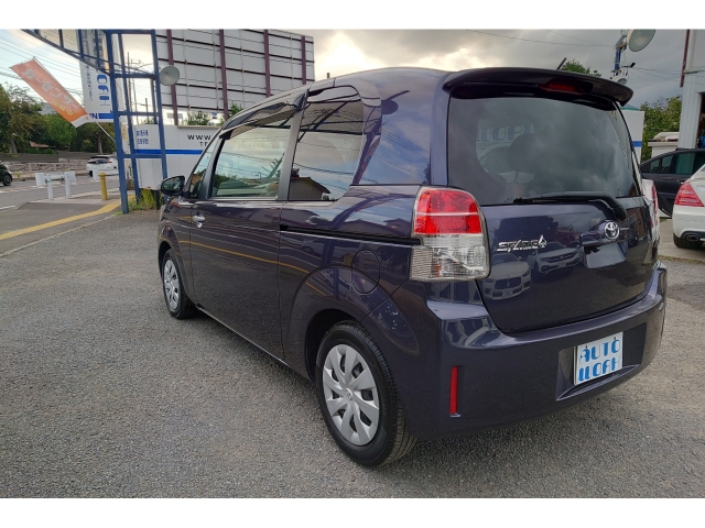 トヨタ スペイド 1.5 F  神奈川県の詳細画像 その6