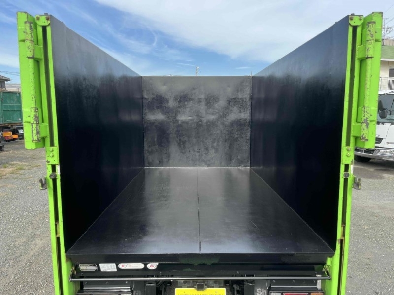 いすゞ エルフ   神奈川県の詳細画像 その8