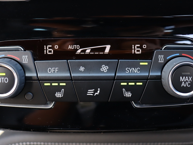 BMW X1   神奈川県の詳細画像 その8