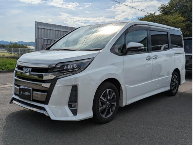 トヨタノア 中古車画像