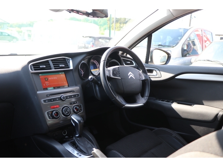 シトロエン C4   神奈川県の詳細画像 その7