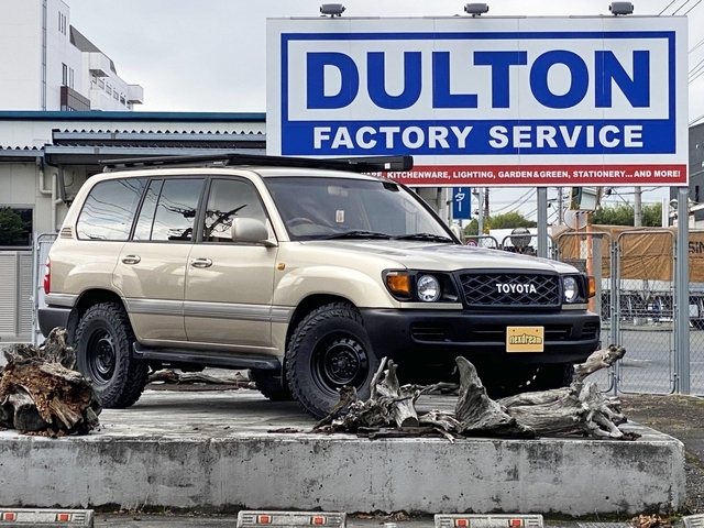 トヨタ ランドクルーザー200   東京都