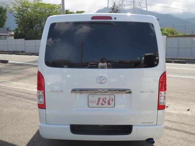 トヨタ ハイエースバン   愛媛県の詳細画像 その8