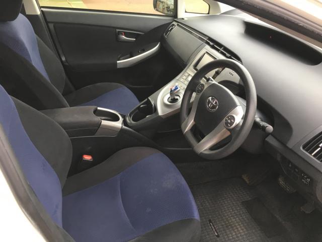 トヨタ&nbsp;プリウス&nbsp;1.8 S ツーリングセレクション&nbsp;&nbsp;新潟県の詳細画像&nbsp;その7