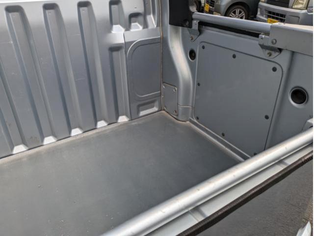 ダイハツ ハイゼットバン   愛媛県の詳細画像 その8