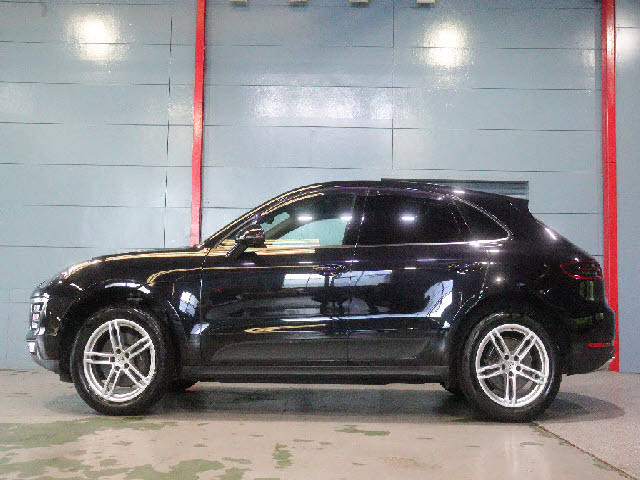 ポルシェ マカン   埼玉県の詳細画像 その3