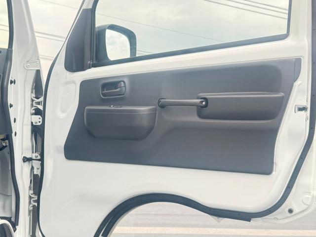 スズキ キャリイ   岡山県の詳細画像 その4