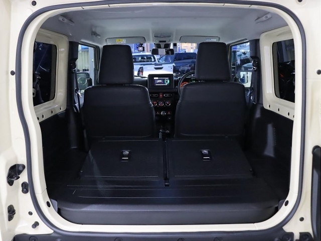 スズキ ジムニー   埼玉県の詳細画像 その6