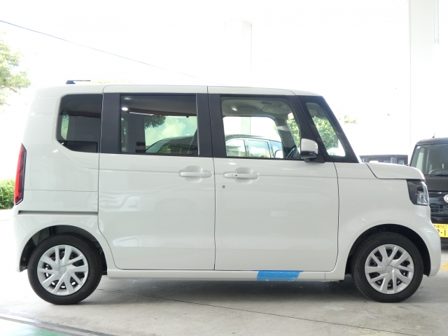 ホンダ N-BOX   沖縄県の詳細画像 その7