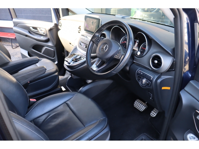 メルセデス・ベンツ Vクラス   神奈川県の詳細画像 その3