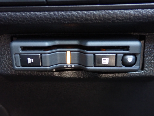 トヨタ&nbsp;カローラツーリング&nbsp;1.8 S&nbsp;&nbsp;福岡県の詳細画像&nbsp;その7