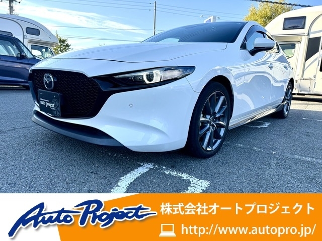 マツダ MAZDA3ファストバック   愛媛県