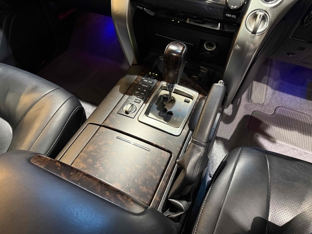 トヨタ ランドクルーザー200   宮城県の詳細画像 その7