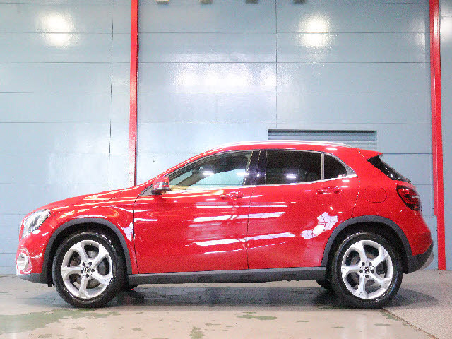 メルセデス・ベンツ GLAクラス   埼玉県の詳細画像 その3