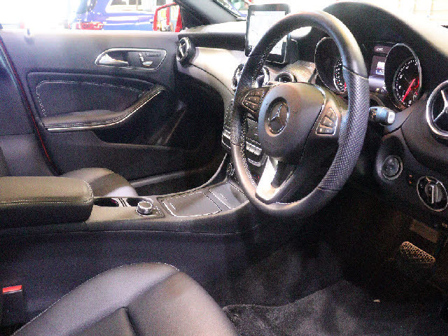 メルセデス・ベンツ GLAクラス   埼玉県の詳細画像 その7