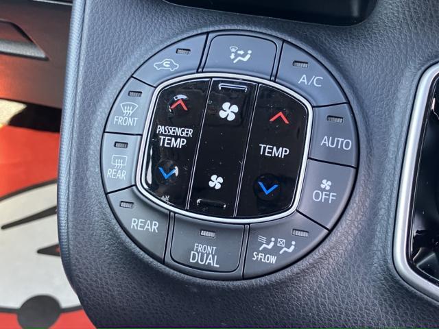 トヨタ ノア 2.0 X  新潟県の詳細画像 その9