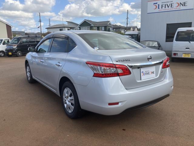 日産 シルフィ 1.8 X  新潟県の詳細画像 その7