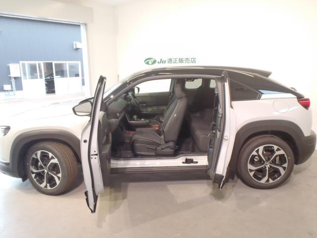 マツダ MX-30 2.0 ナチュラル モノトーン  新潟県の詳細画像 その8