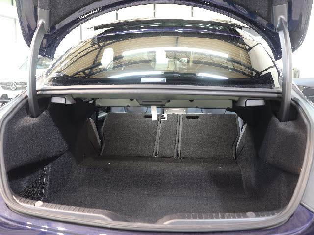 メルセデス・ベンツ Cクラス   東京都の詳細画像 その7